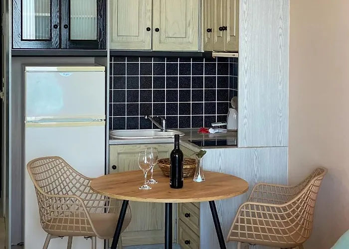 Sunset Premium Studio 9