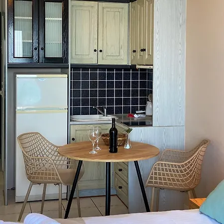 Sunset Premium Studio 9